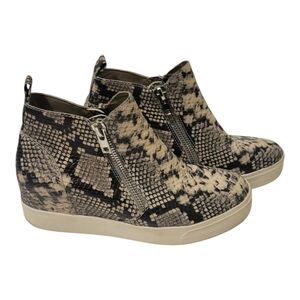 Steve Madden, Wedge Sneakers,‎ Snakeskins Black And White Women's Size 10 M